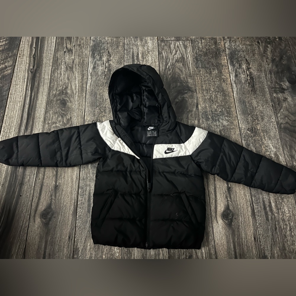 Nike Lightweight boys puffer